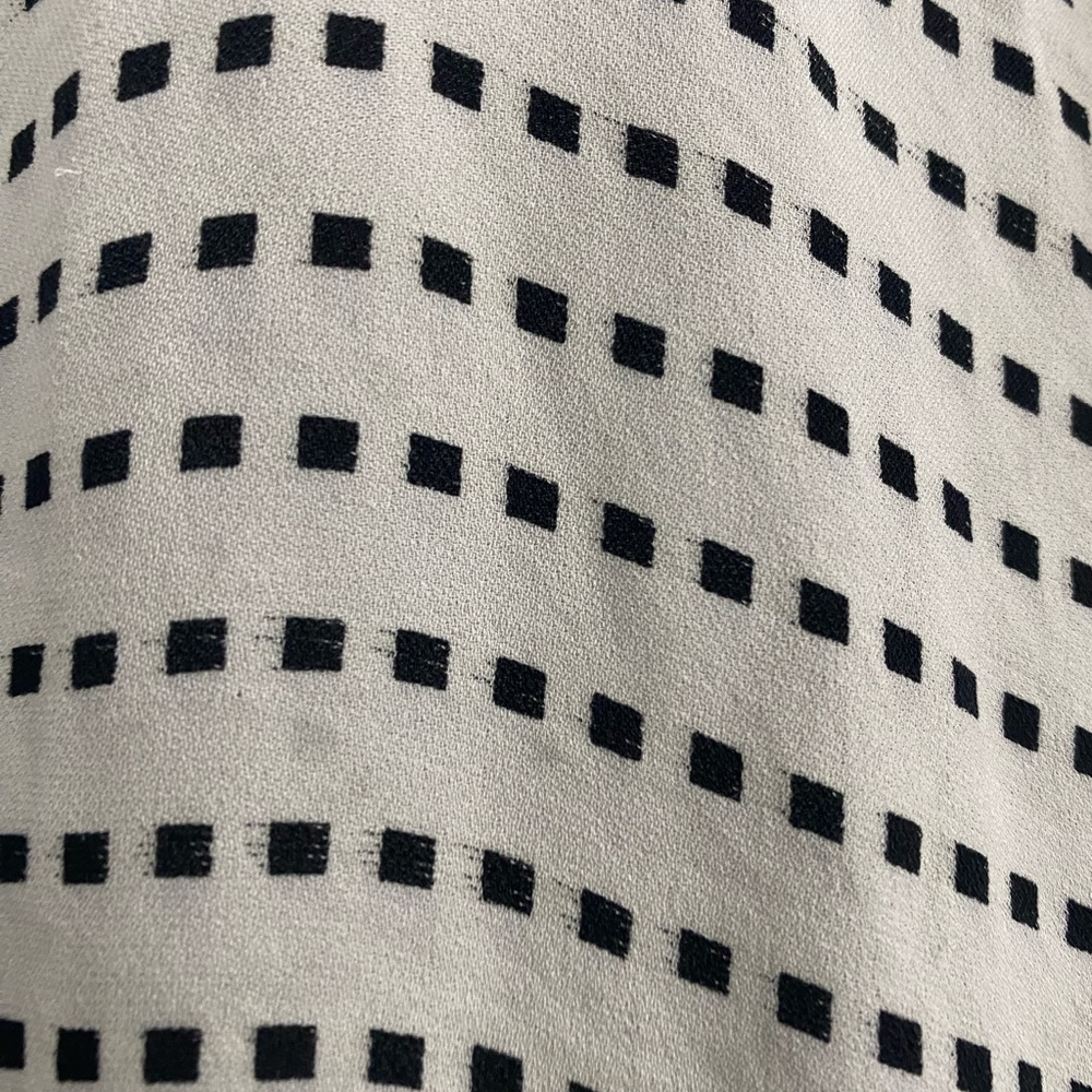 City Silk Patterned Button Down Shirt - image 3